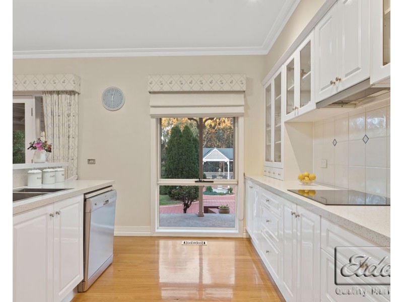 29 Keogh Drive, Spring Gully VIC 3550