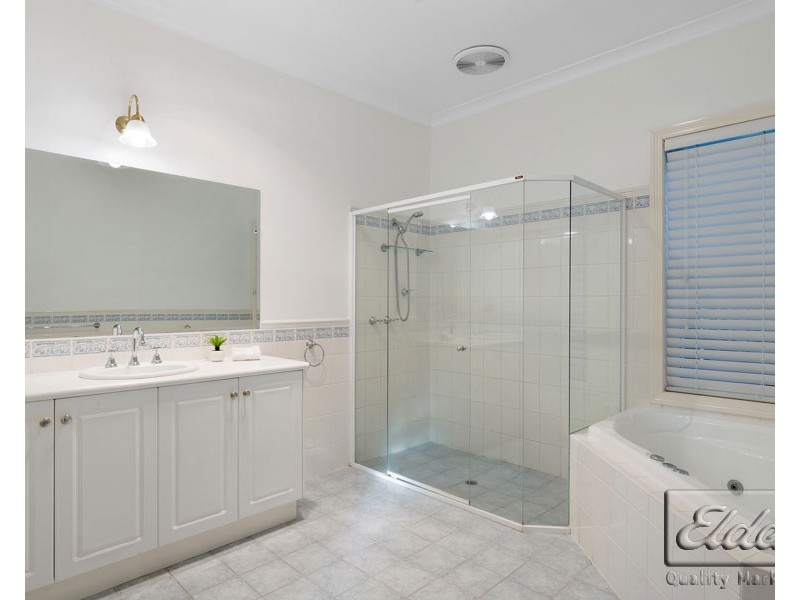 29 Keogh Drive, Spring Gully VIC 3550
