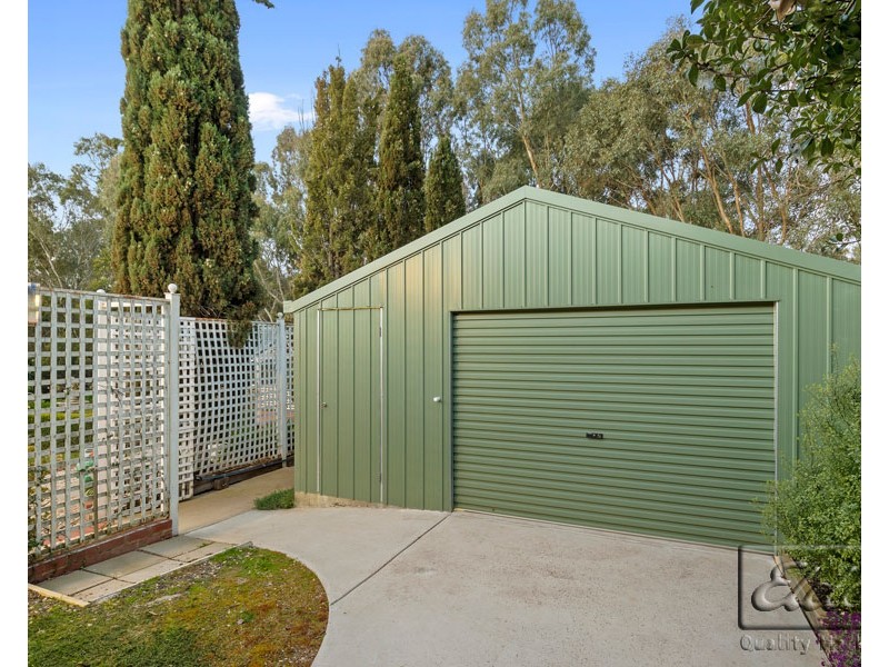 29 Keogh Drive, Spring Gully VIC 3550
