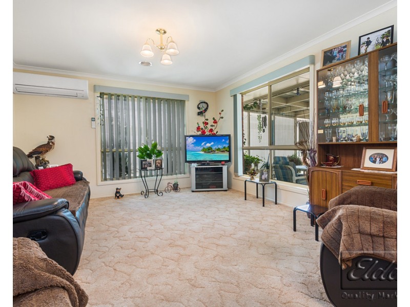 15 Hinton Road, Ascot VIC 3551