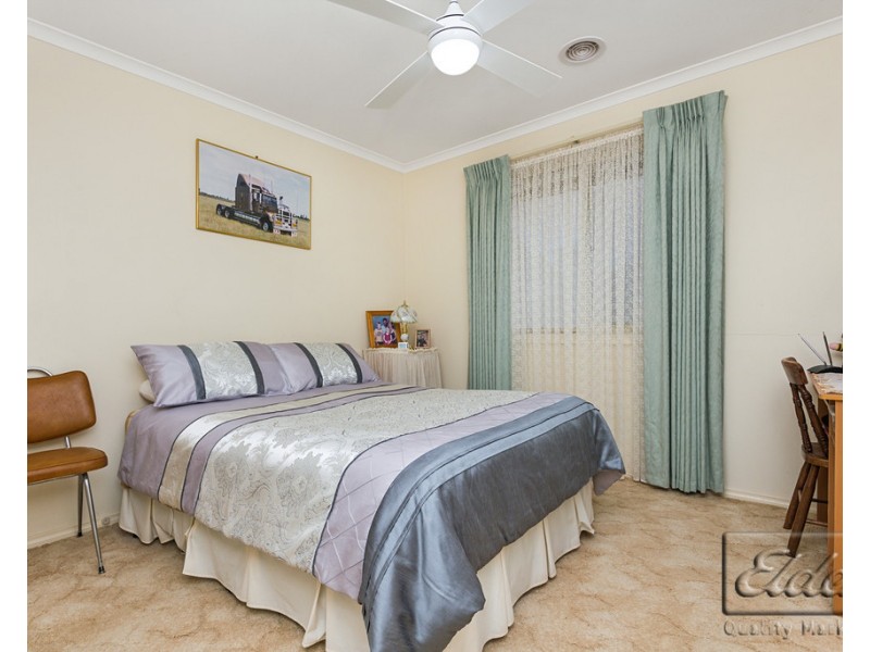 15 Hinton Road, Ascot VIC 3551