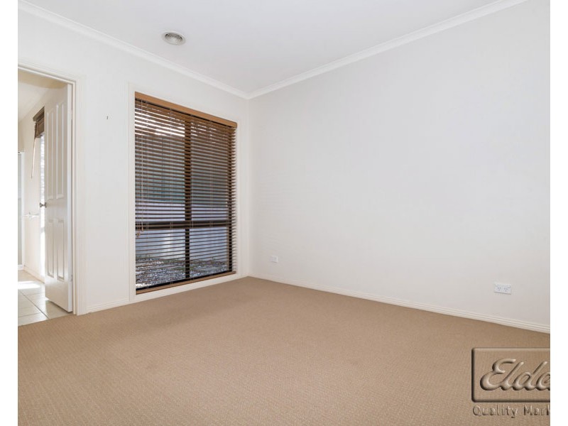 2/2 Greenwood Drive, Kennington VIC 3550