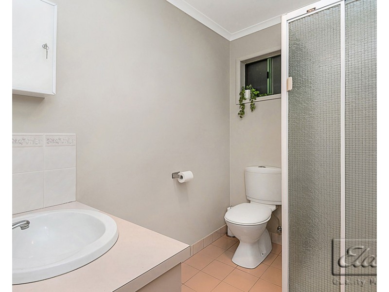 311 MACKENZIE STREET WEST, Kangaroo Flat VIC 3555
