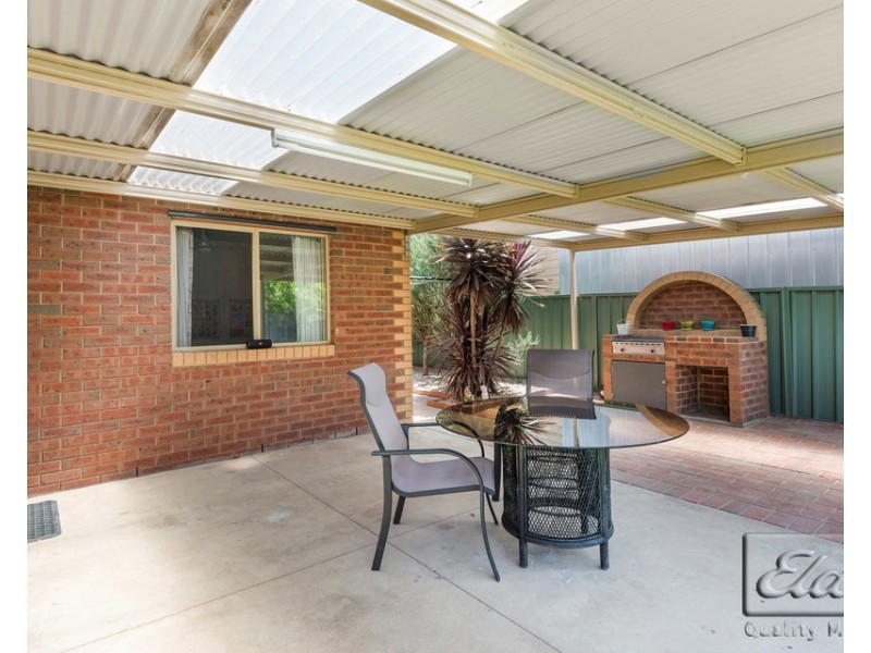 2 JORBEN PLACE, Golden Square VIC 3555