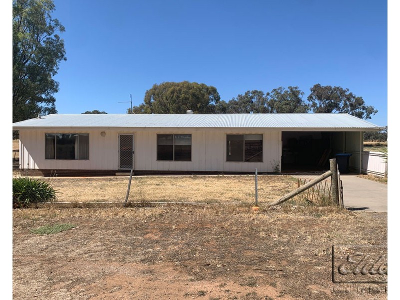 82 Barnes Road, Wilsons Hill VIC 3515