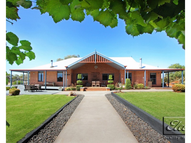 1263 Sutton Grange – Redesdale Road, Redesdale VIC 3444