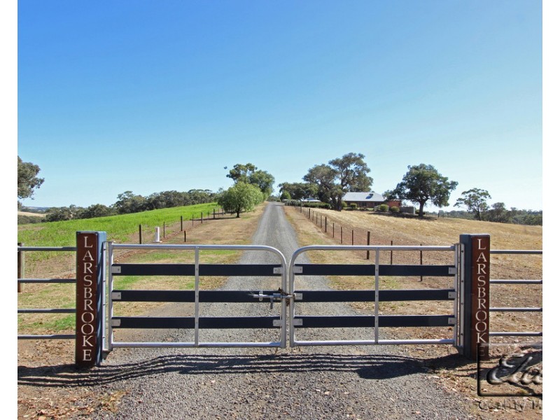 1263 Sutton Grange – Redesdale Road, Redesdale VIC 3444