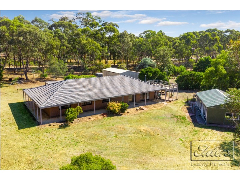 29 MANNING COURT, Junortoun VIC 3551