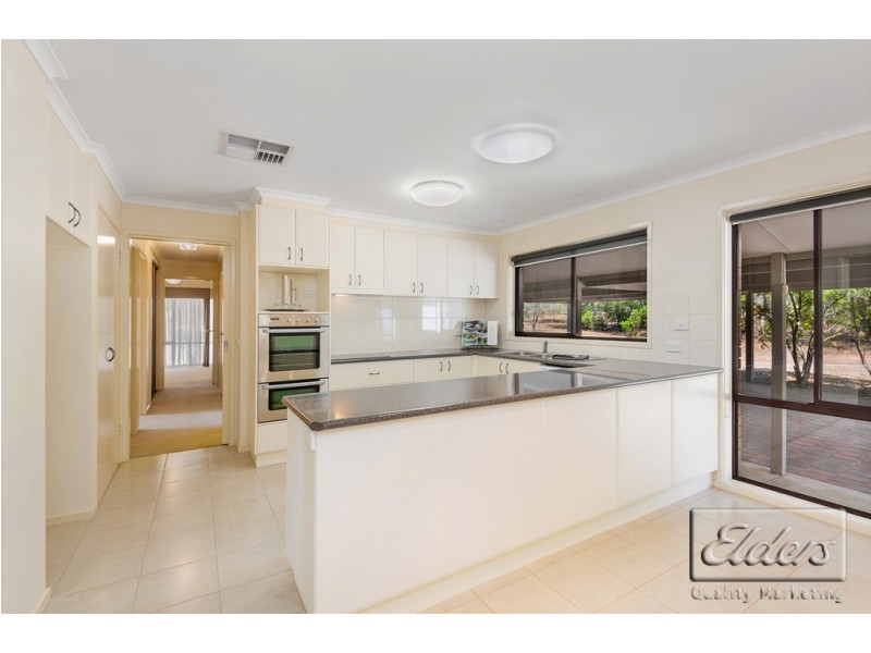 29 MANNING COURT, Junortoun VIC 3551