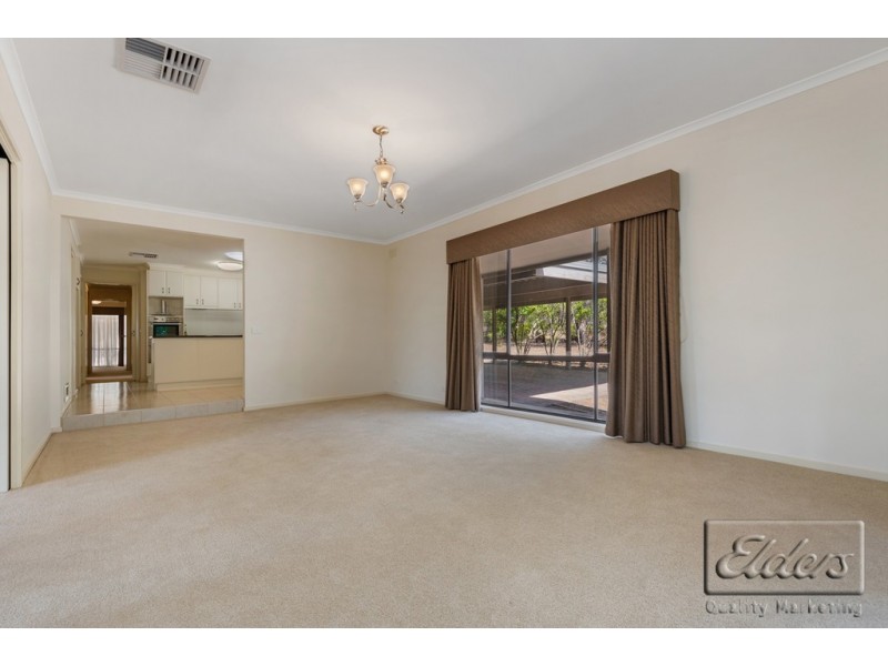 29 MANNING COURT, Junortoun VIC 3551