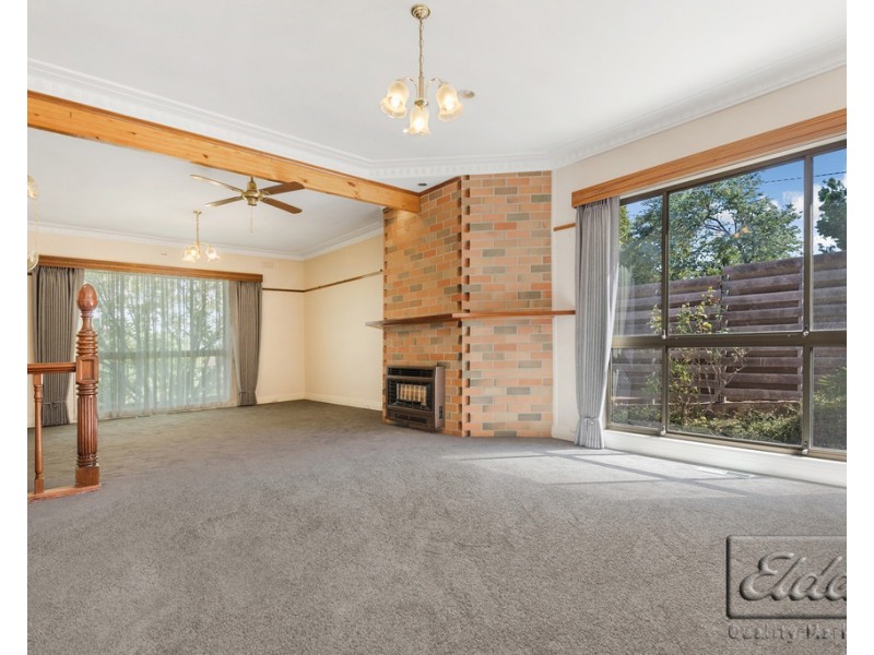 9 Albion Street, Kennington VIC 3550
