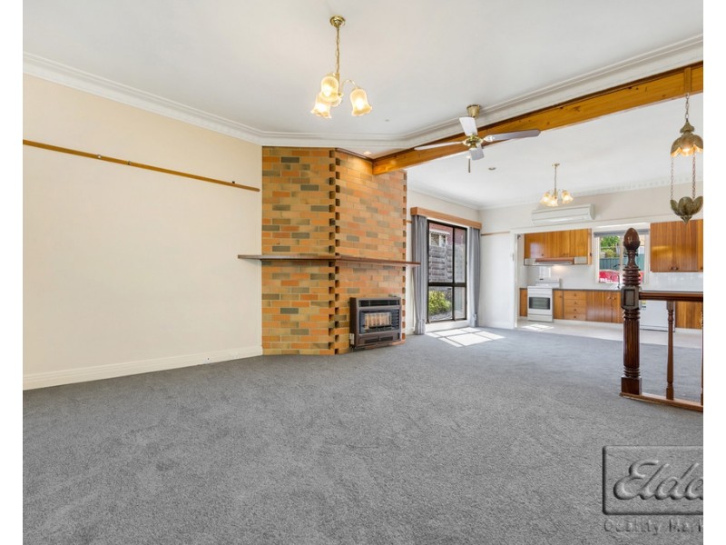 9 Albion Street, Kennington VIC 3550