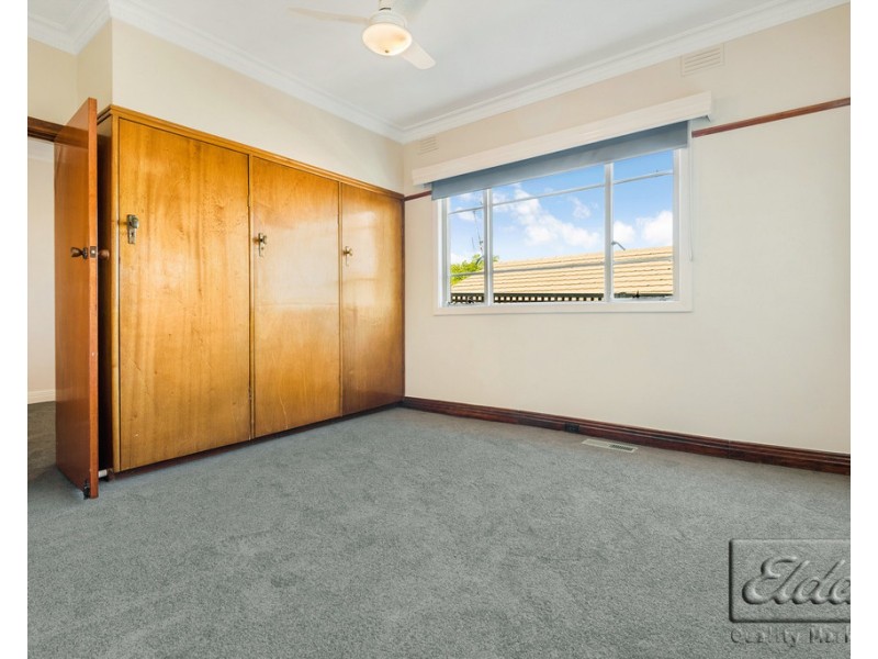 9 Albion Street, Kennington VIC 3550