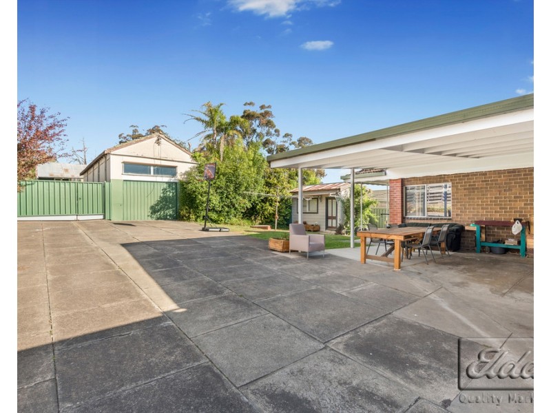 9 Albion Street, Kennington VIC 3550