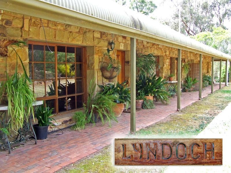 18 Monash Street, Newstead VIC 3462