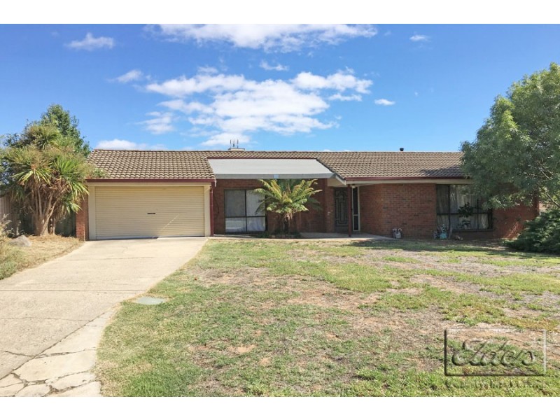 5 Metro Court, Strathdale VIC 3550