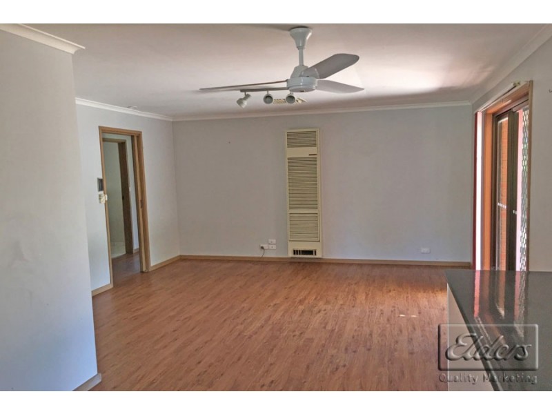 5 Metro Court, Strathdale VIC 3550