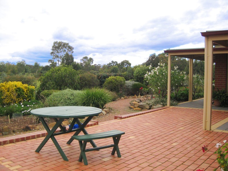 129 Taylors Lane, Strathfieldsaye VIC 3551