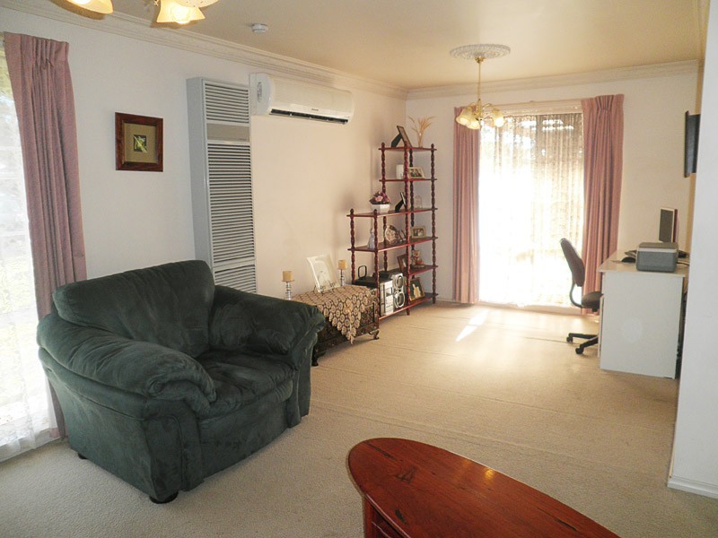 7 Bedford Court, Golden Square VIC 3555