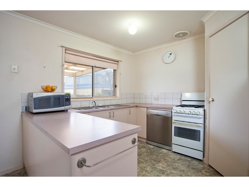3 Banool Street, Golden Square VIC 3555