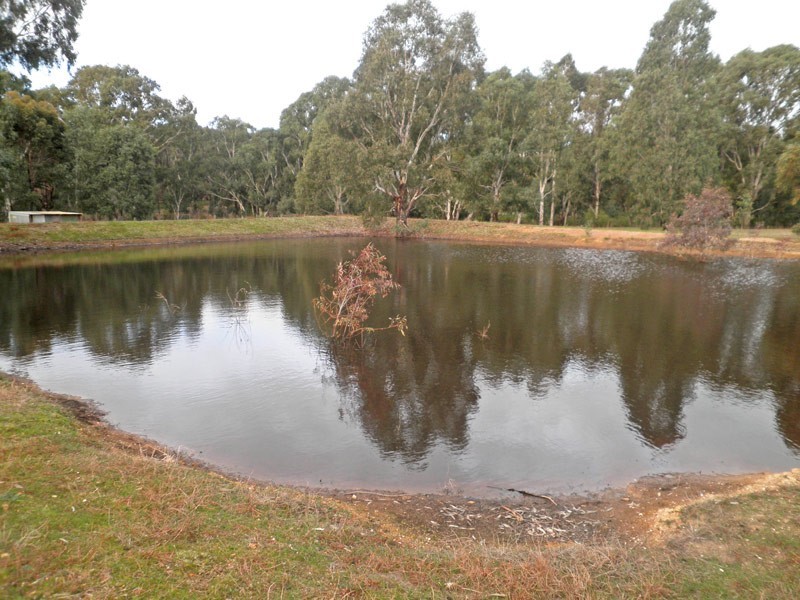 CA 21 Drinkwater Road, Maiden Gully VIC 3551