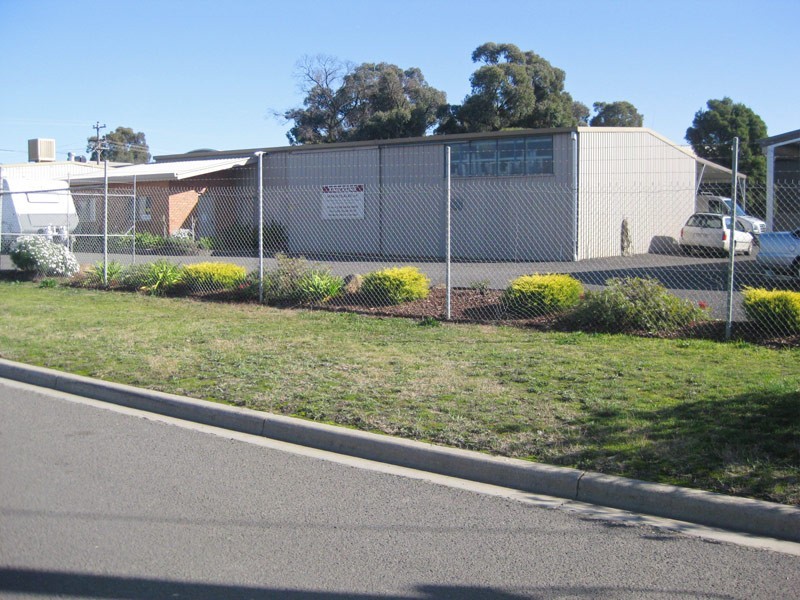 1 and 1A Baldock Court, Eaglehawk VIC 3556
