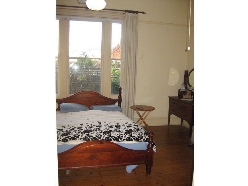 10  Olinda Street, Quarry Hill VIC 3550