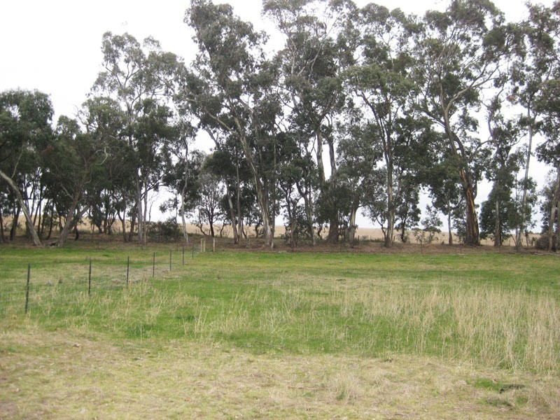 15F and 15H Killeens Lane, Heathcote VIC 3523