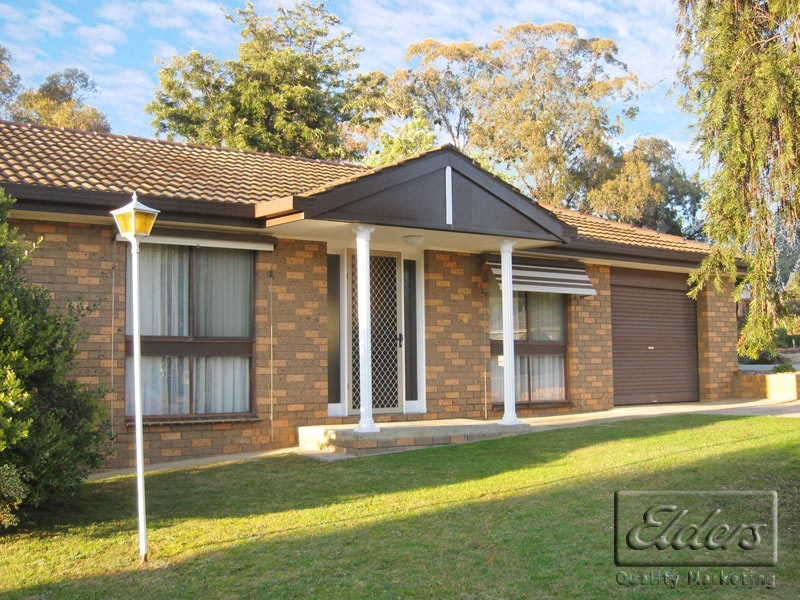 6 Moonah Court, Strathdale VIC 3550