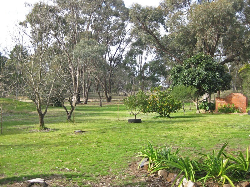 13 McCleans Road, Strathfieldsaye VIC 3551