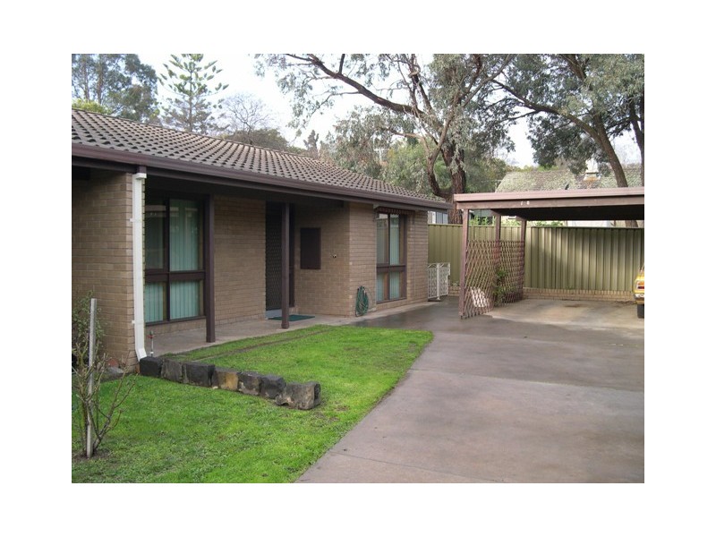 4/12 Murphy Street, Kennington VIC 3550