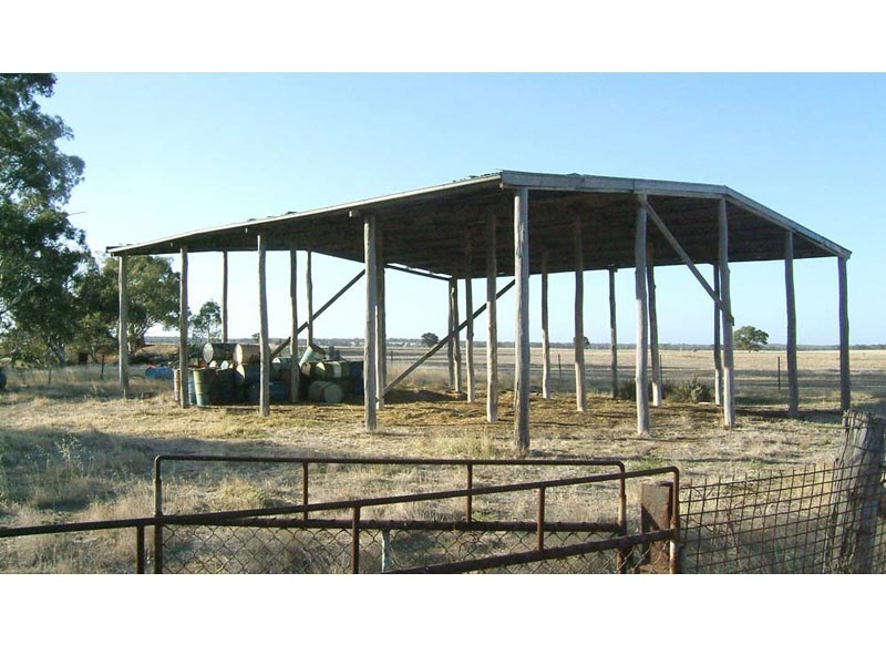 CA 76A Simpsons Creek Lane, Arnold VIC 3551