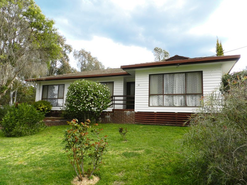 31 Emmett Street, Golden Square VIC 3555