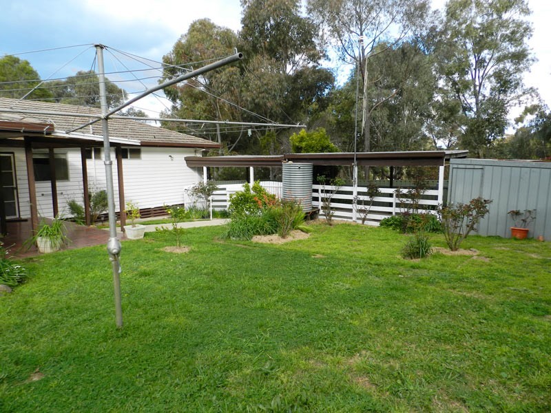 31 Emmett Street, Golden Square VIC 3555