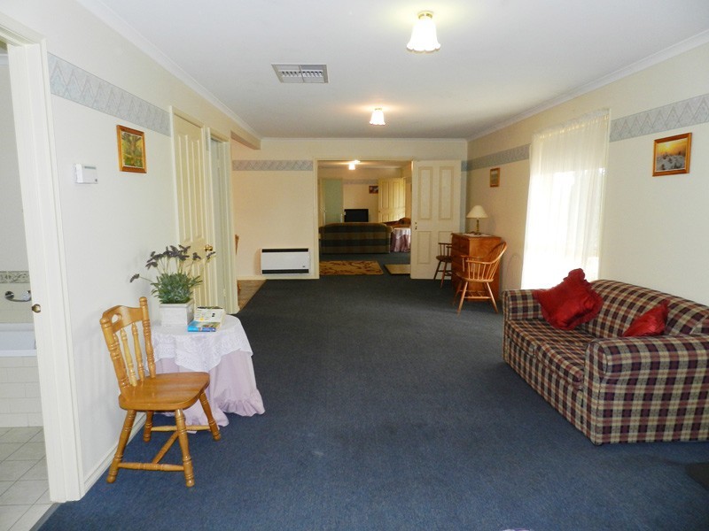 34 Trent Court, Strathfieldsaye VIC 3551