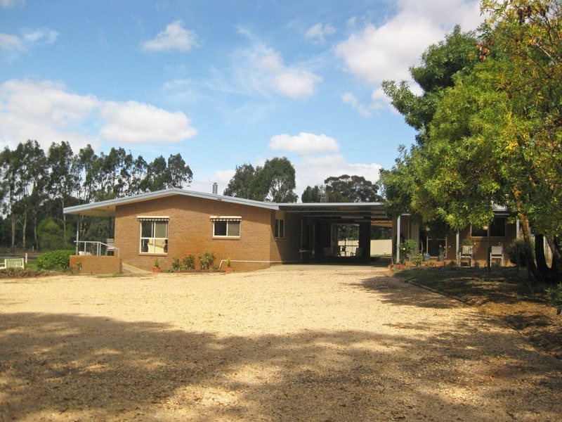 51 Hannans Road, Mandurang South VIC 3551