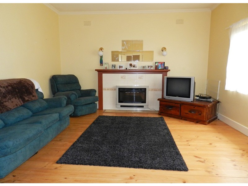 16 Lazarus Street, Bendigo VIC 3550