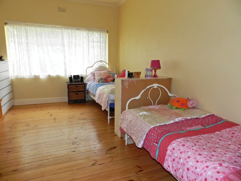 16 Lazarus Street, Bendigo VIC 3550