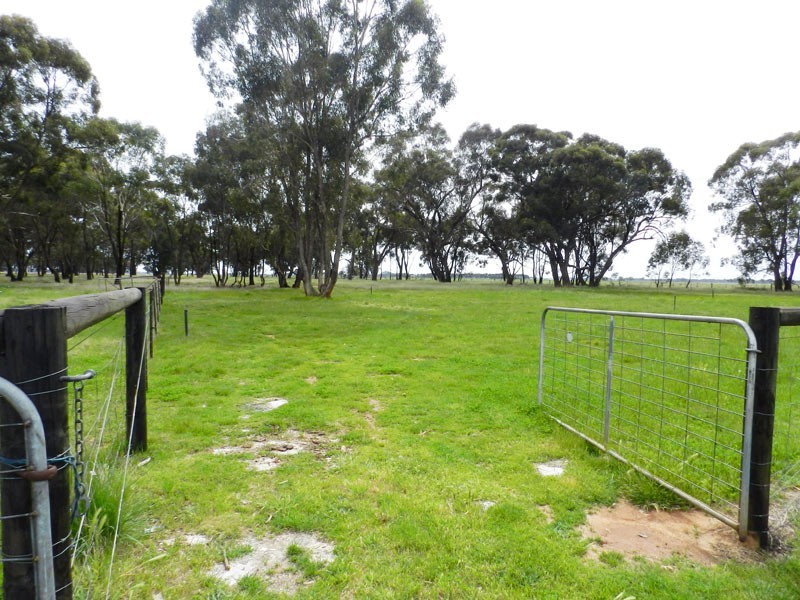 10 Somerset Lane, Newbridge VIC 3551