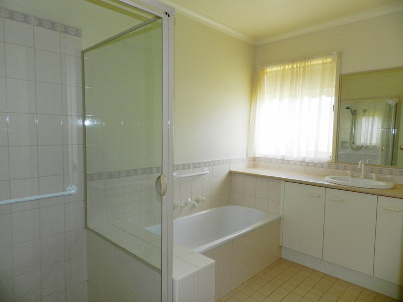 152 Bendigo Retirement Village, Spring Gully VIC 3550