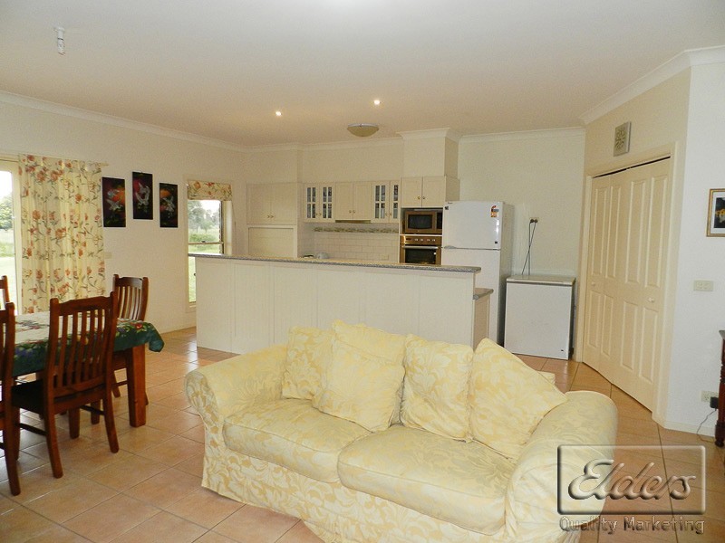 28 McCreddons Road, Marong VIC 3515