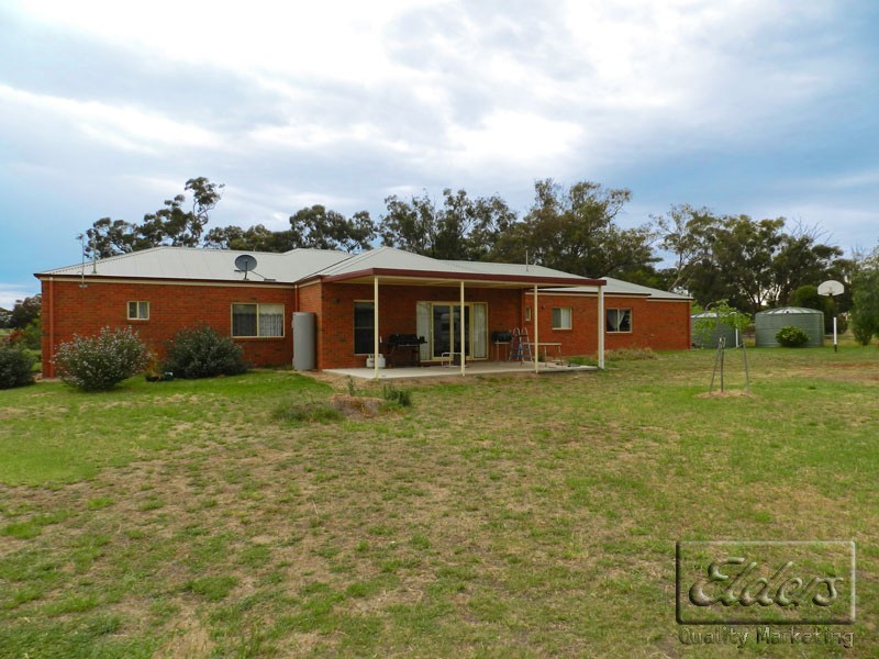 28 McCreddons Road, Marong VIC 3515
