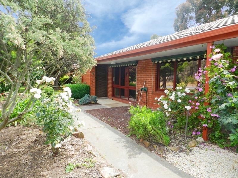 65 Bendigo Retirement Village, Spring Gully VIC 3550