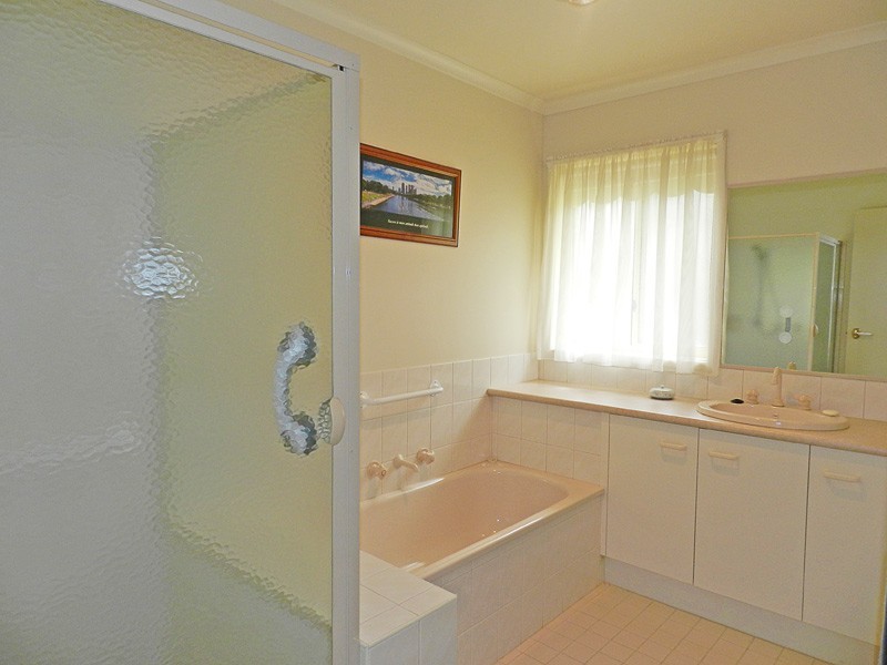 141 Bendigo Retirement Village, Spring Gully VIC 3550