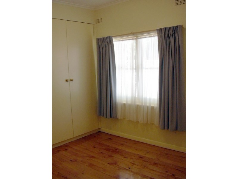 19 Churchill Avenue, Flora Hill VIC 3550