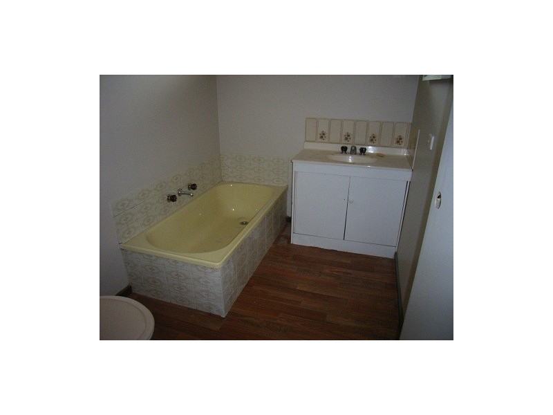 4/348 Eaglehawk Road, California Gully VIC 3556