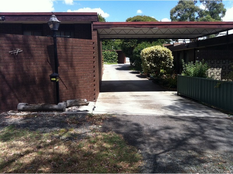 2/17  Arms Street, Long Gully VIC 3550