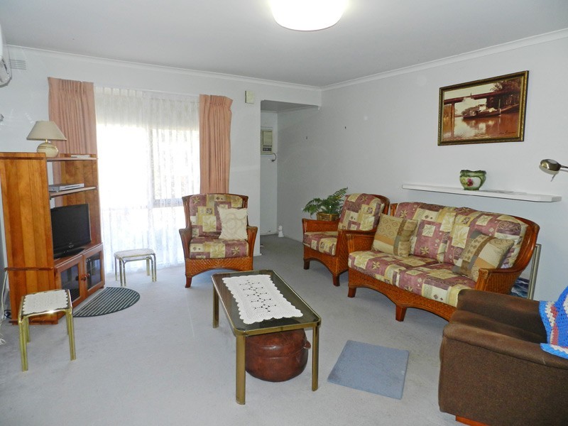 9 Bendigo Retirement Village, Spring Gully VIC 3550