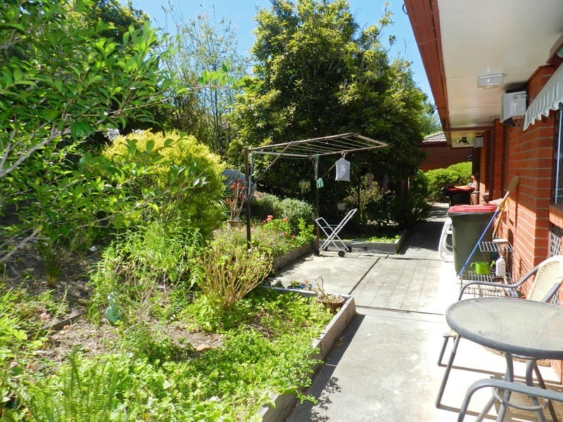 9 Bendigo Retirement Village, Spring Gully VIC 3550