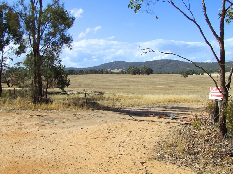 885 Scent Farm Road, Dunolly VIC 3472